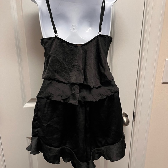 Bluebella Annalie Cami and shorts. Black set women’s size medium. - Picture 6 of 11